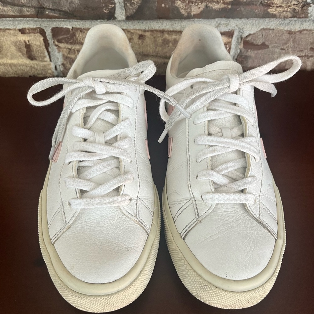 Veja Sneakers size 40